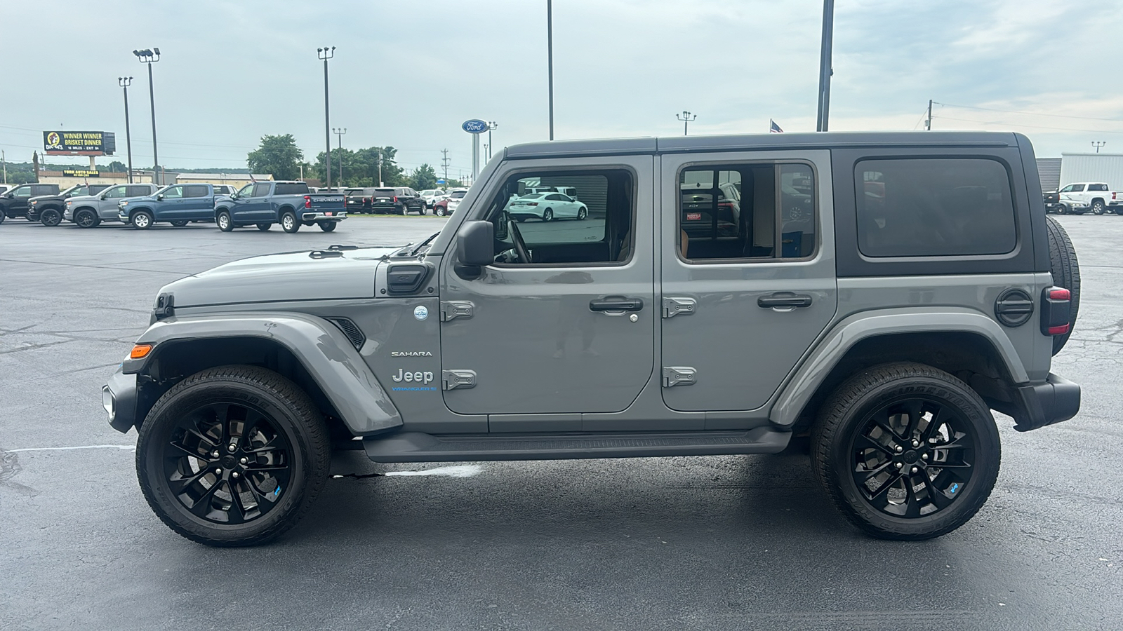 2023 Jeep Wrangler Sahara 4xe 4