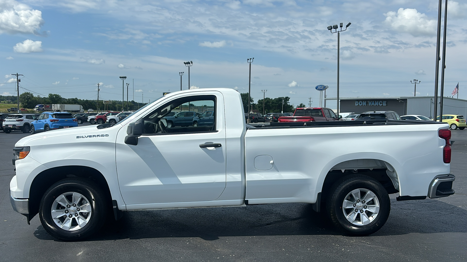 2023 Chevrolet Silverado 1500 WT 4