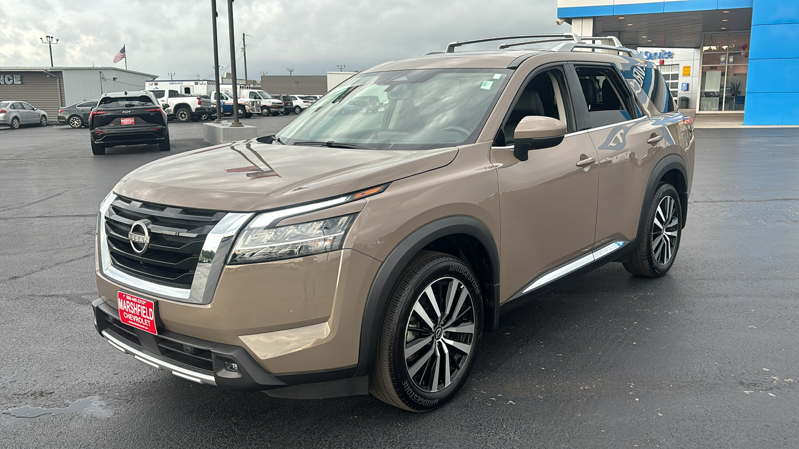 2023 Nissan Pathfinder Platinum 3