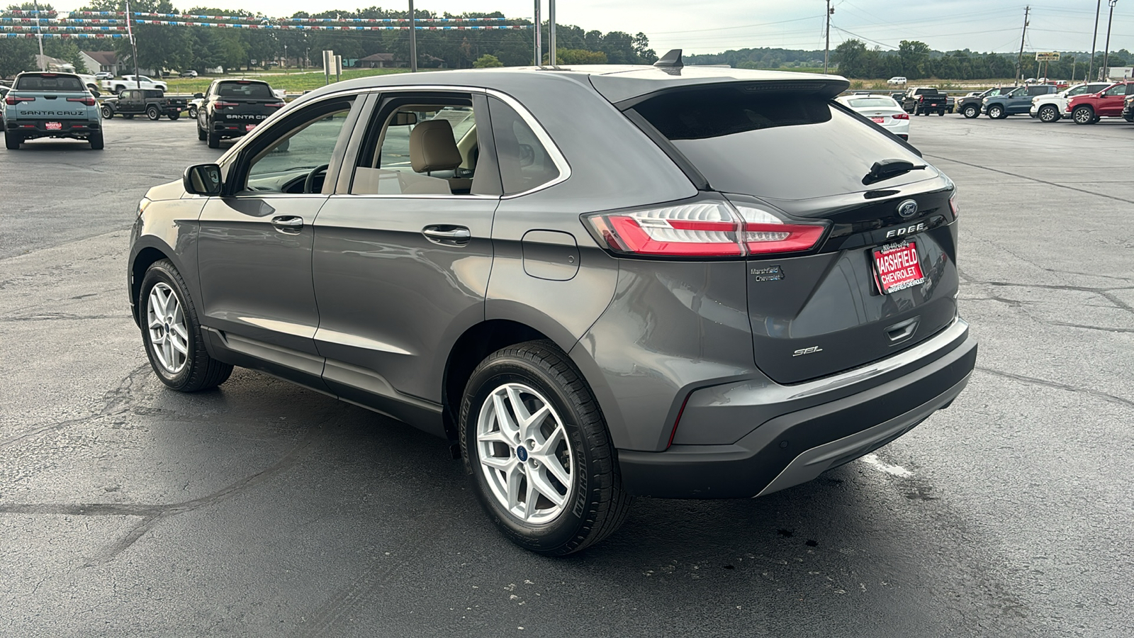 2022 Ford Edge  5