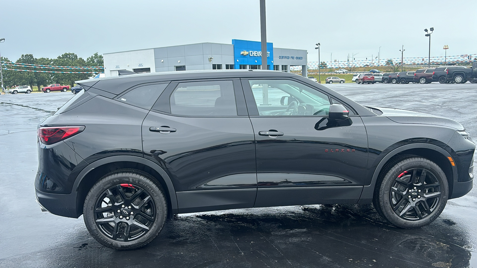 2025 Chevrolet Blazer LT 8