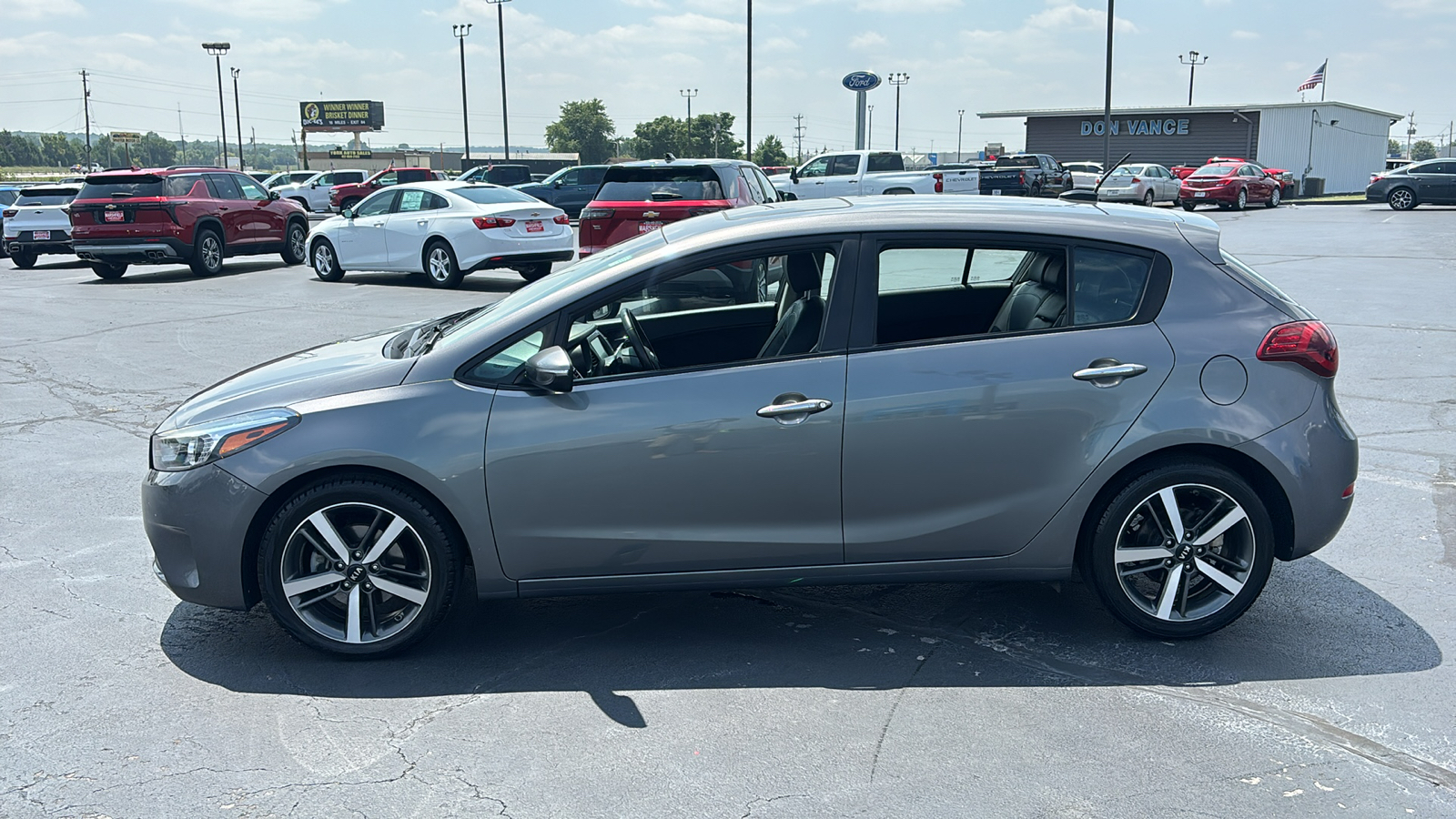 2017 Kia Forte EX 4