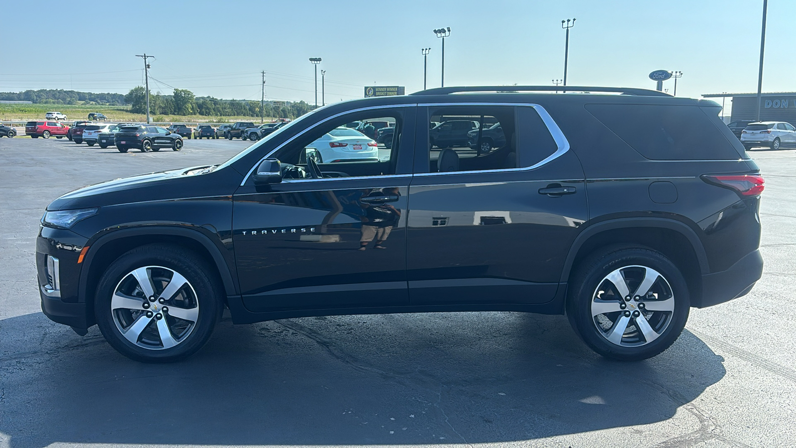 2023 Chevrolet Traverse LT Leather 4