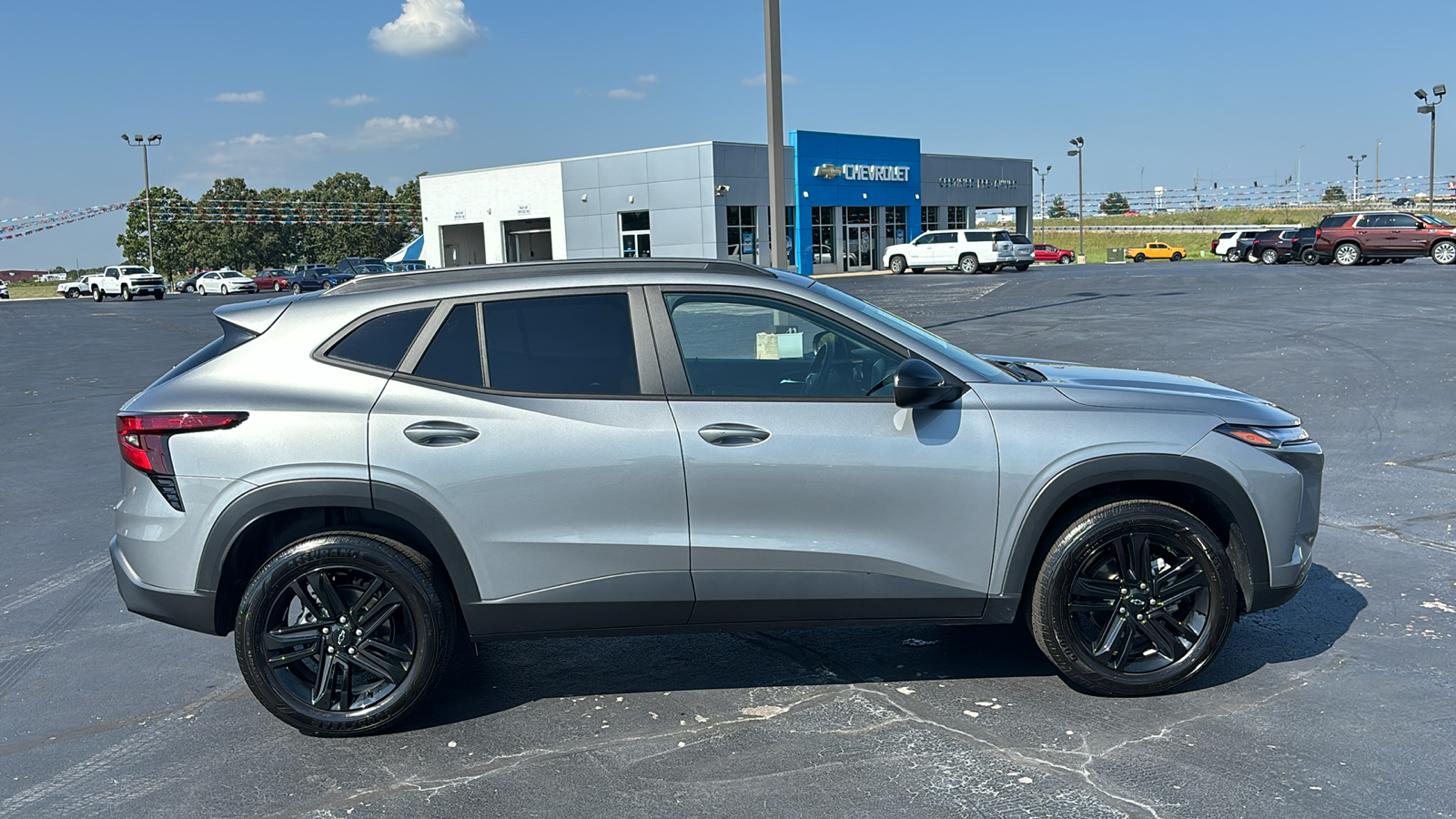 2024 Chevrolet Trax ACTIV 8