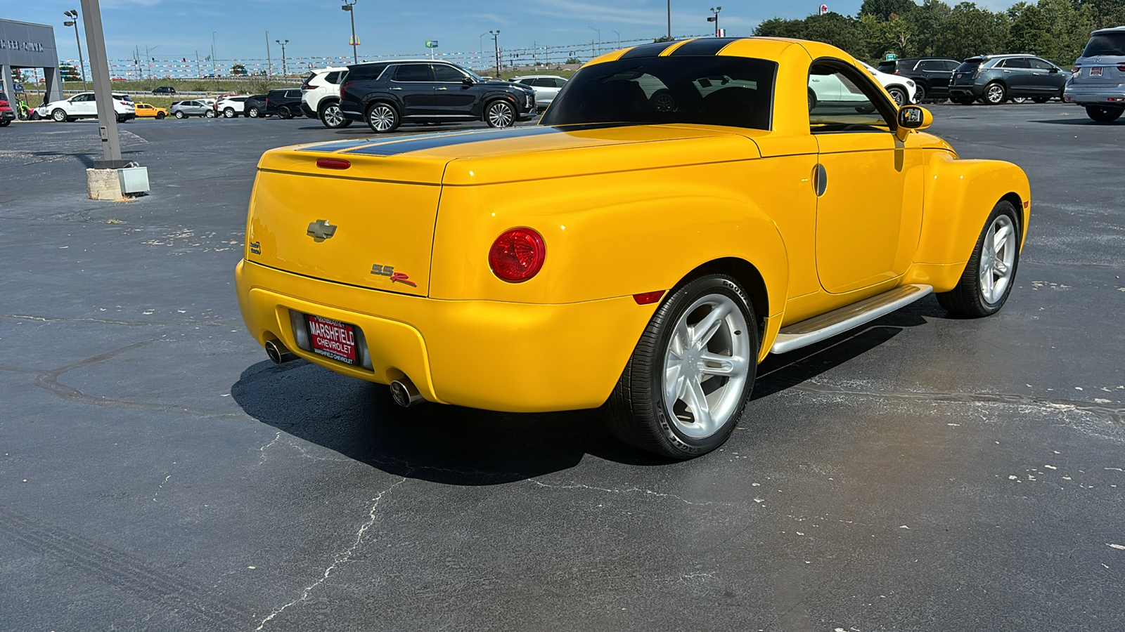 2004 Chevrolet SSR Base 7