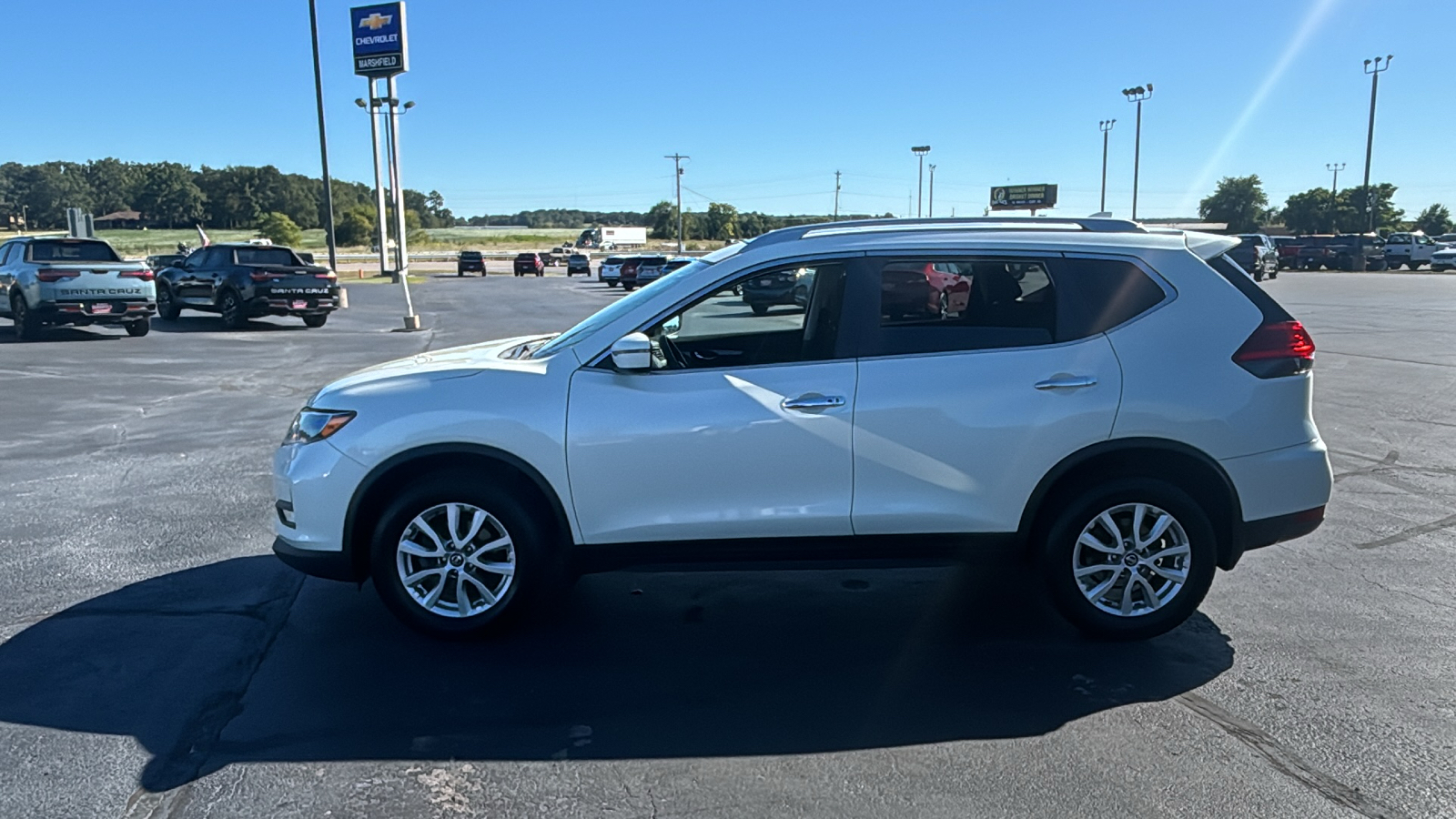 2017 Nissan Rogue  4