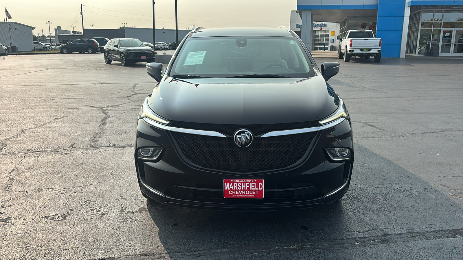 2022 Buick Enclave Essence 2