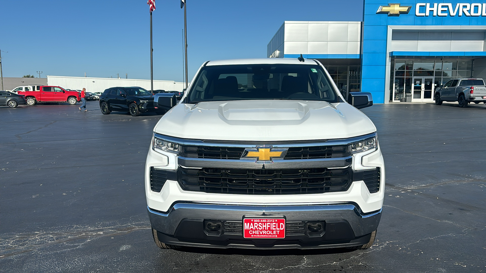 2024 Chevrolet Silverado 1500 LT 2