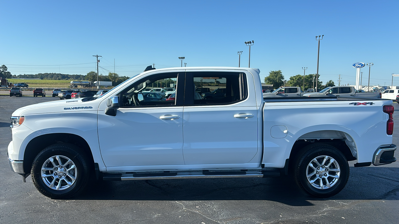 2024 Chevrolet Silverado 1500 LT 4