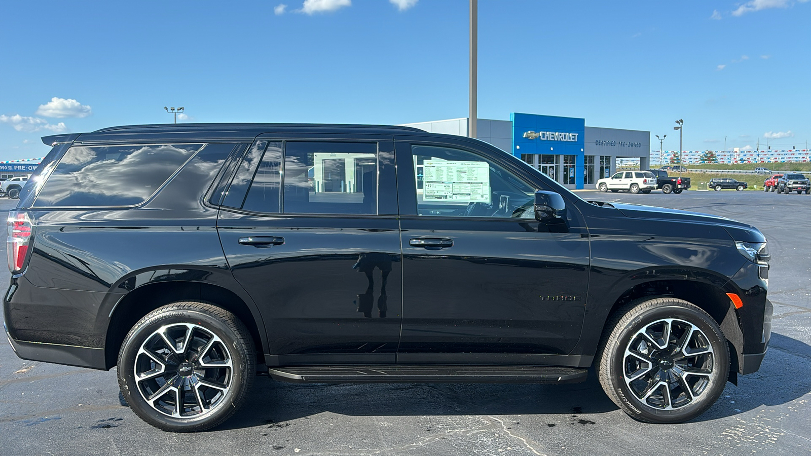 2024 Chevrolet Tahoe RST 8