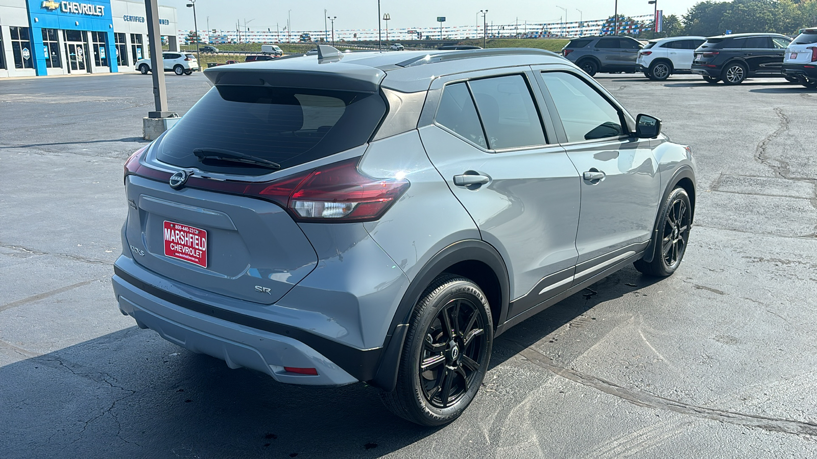 2022 Nissan Kicks SR 7