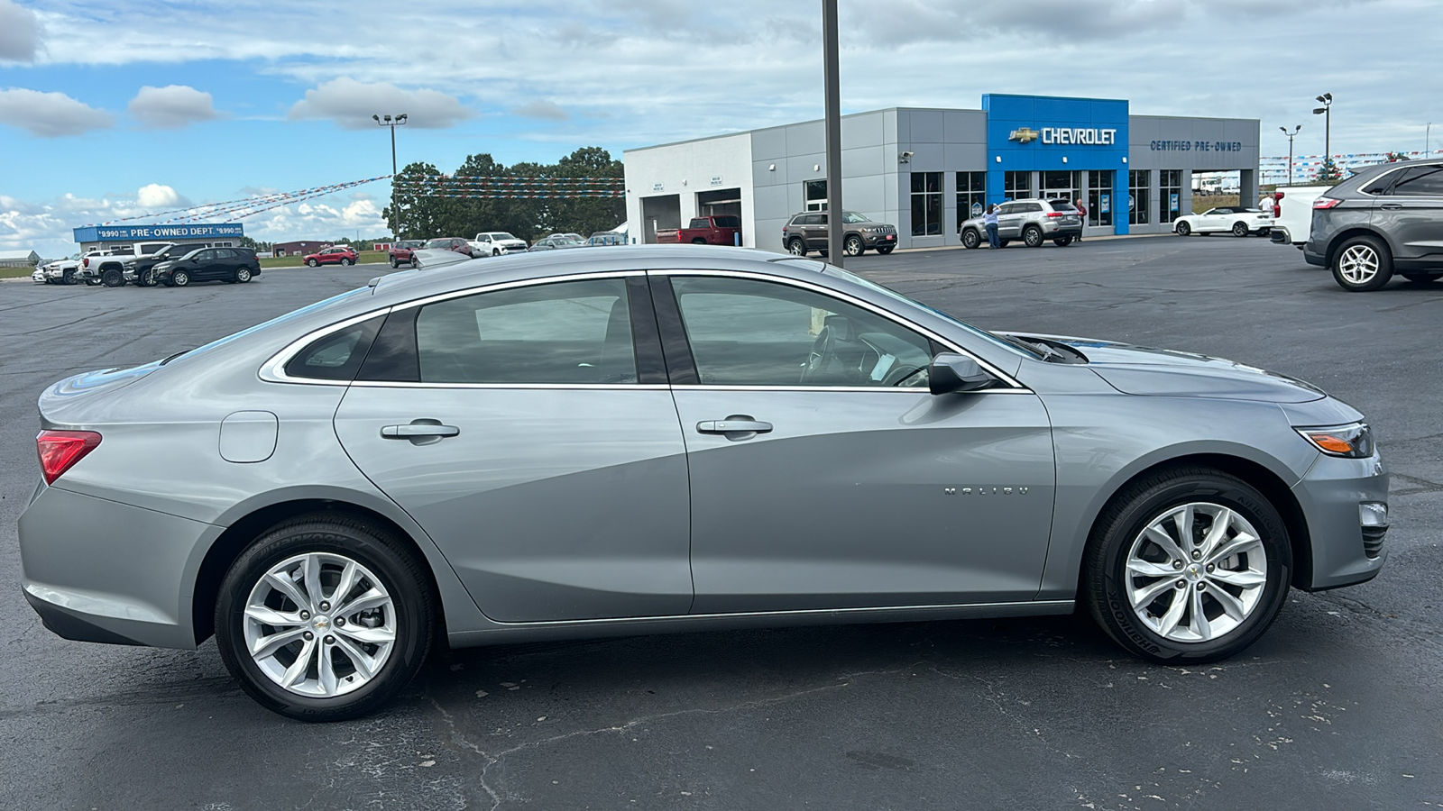 2024 Chevrolet Malibu LT 8