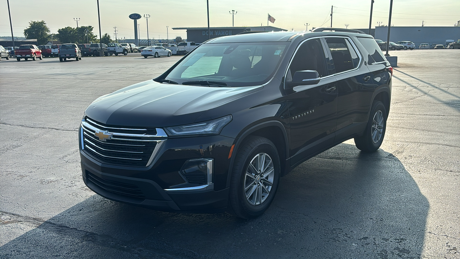 2023 Chevrolet Traverse LT 3