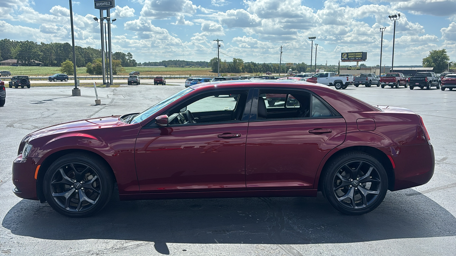 2023 Chrysler 300 S 4