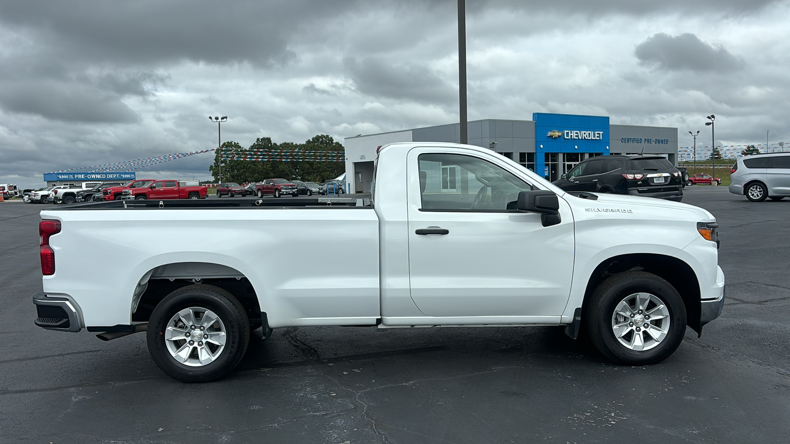 2023 Chevrolet Silverado 1500 WT 8