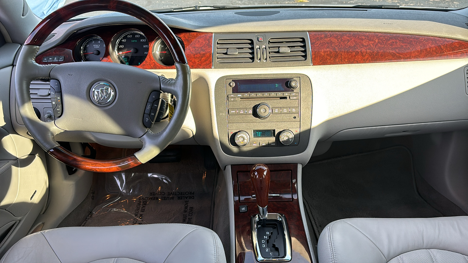 2009 Buick Lucerne CXL-4 12