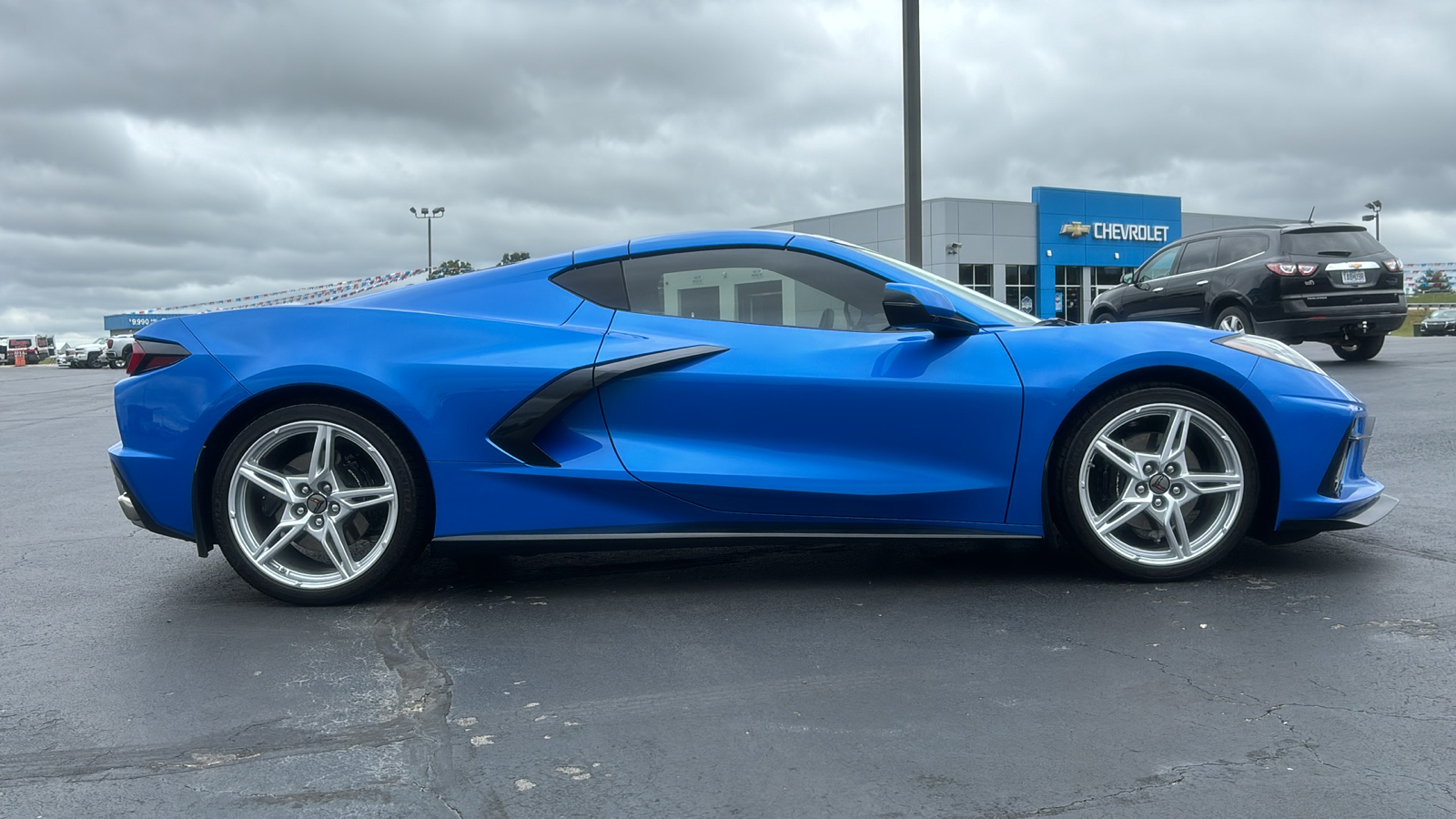 2024 Chevrolet Corvette Stingray 8