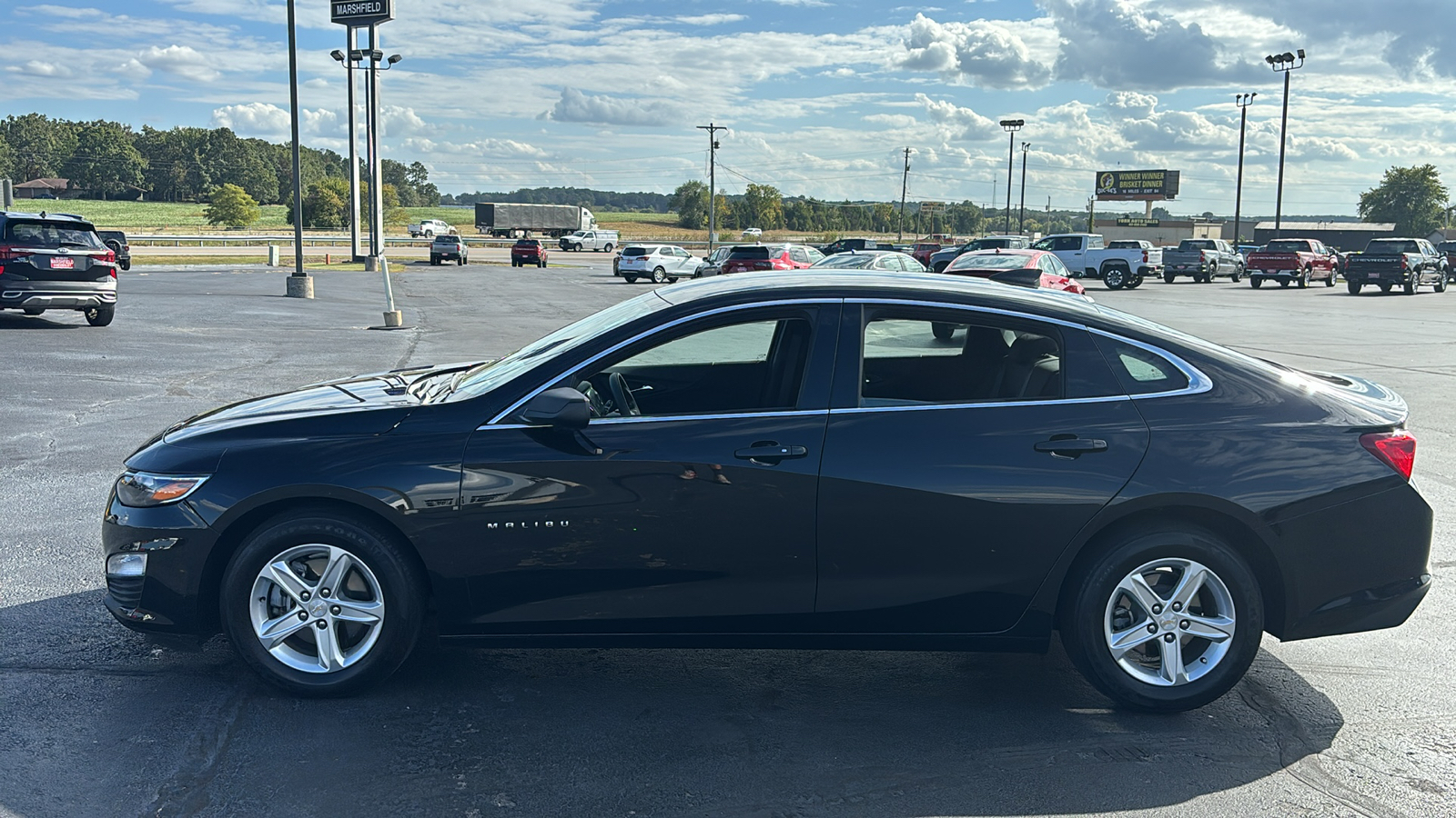 2022 Chevrolet Malibu LS 4