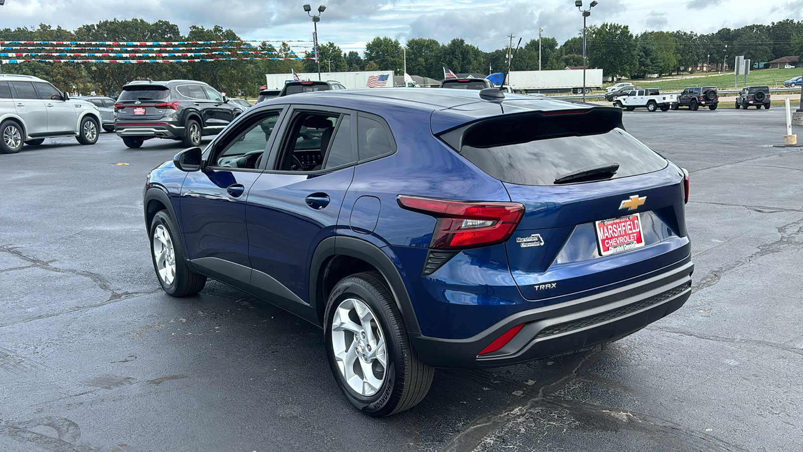 2024 Chevrolet Trax LS 5