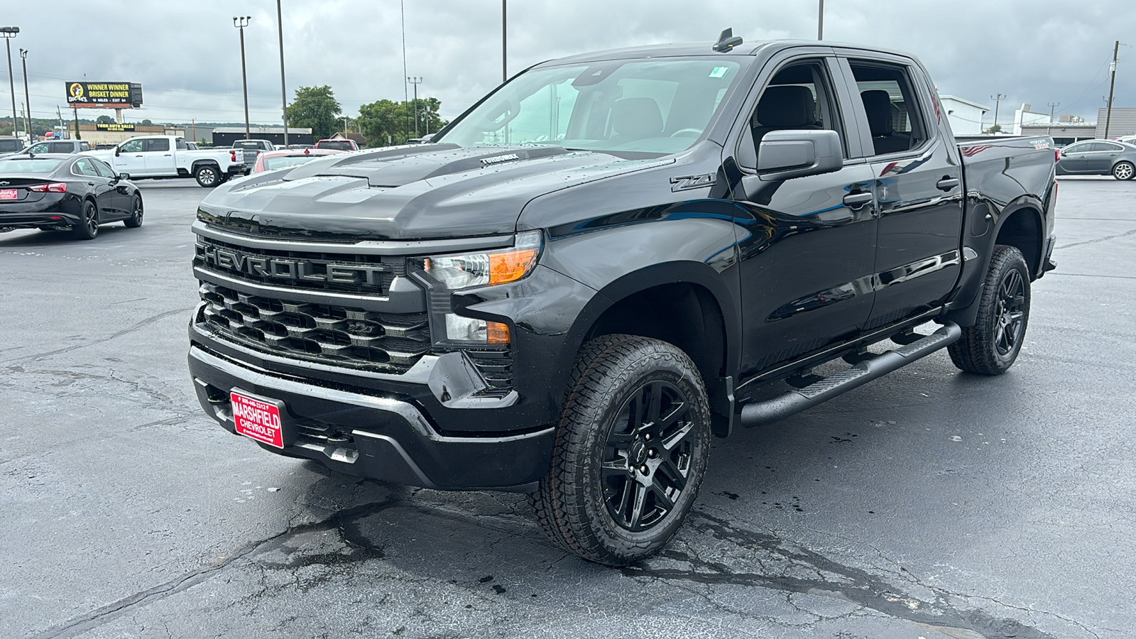 2024 Chevrolet Silverado 1500 Custom Trail Boss 3