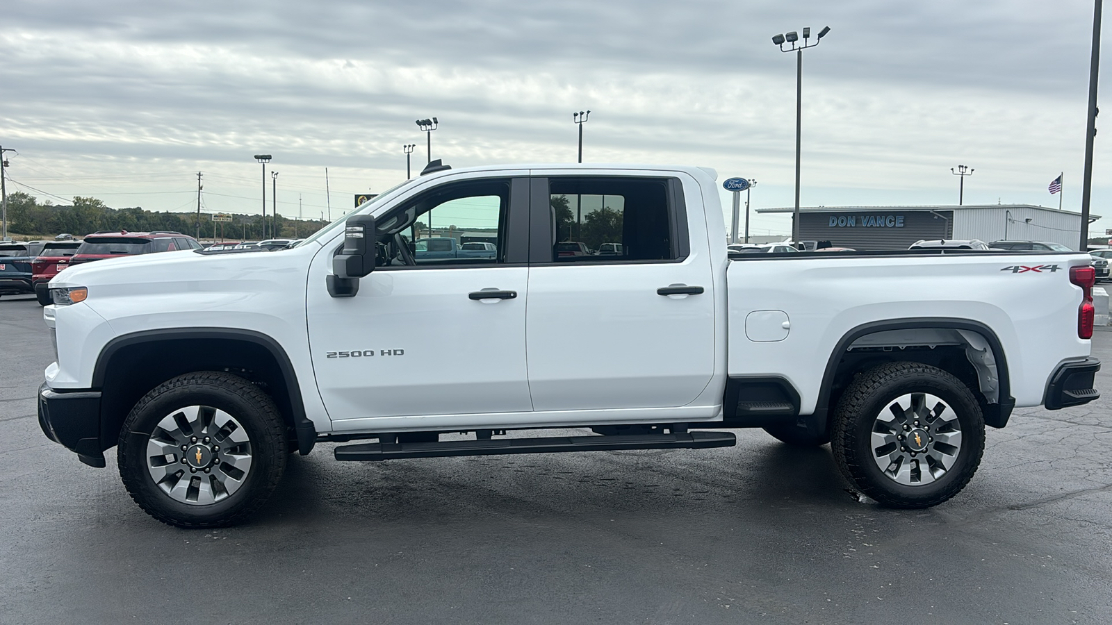 2025 Chevrolet Silverado 2500HD Custom 4