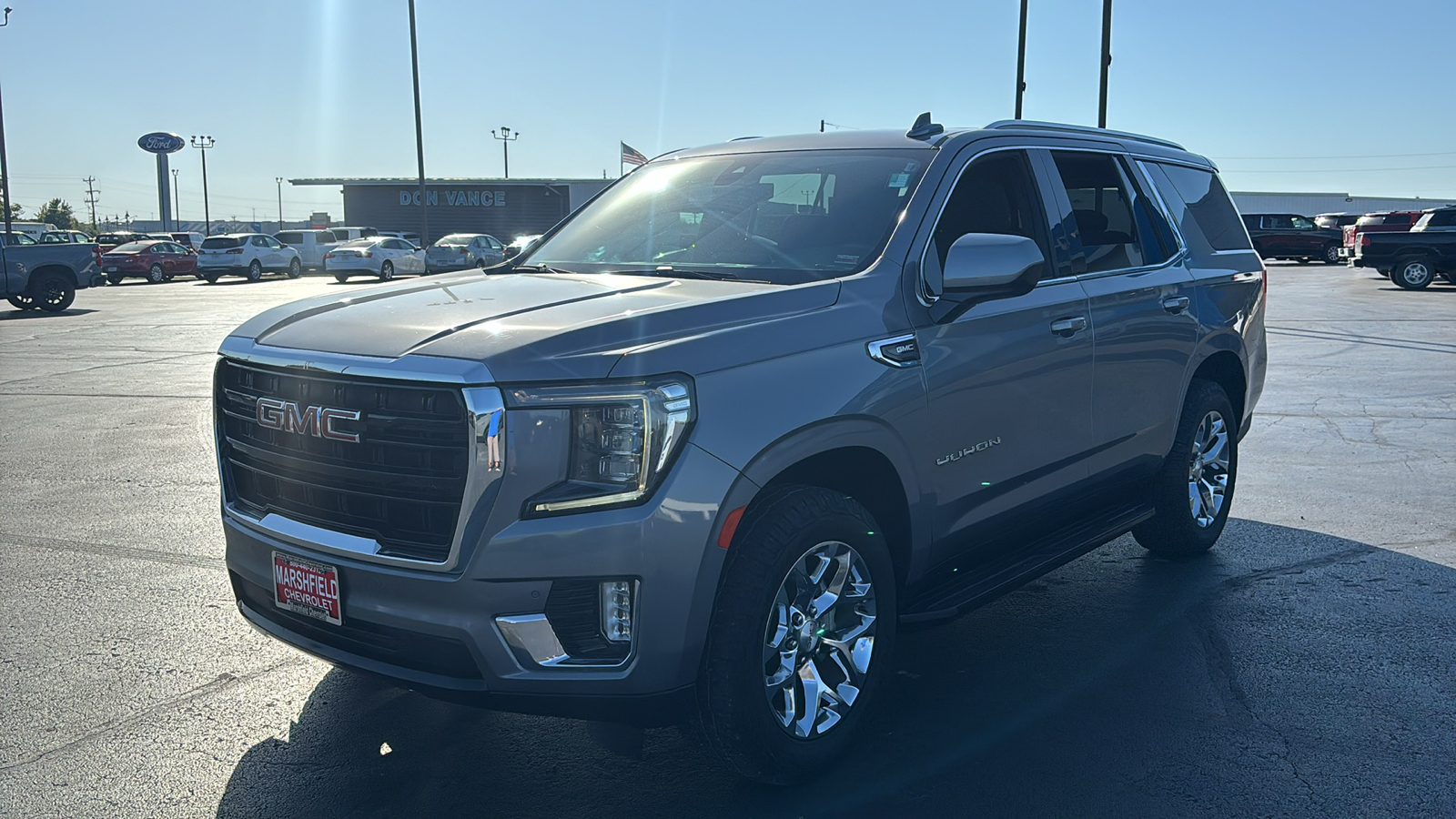 2021 GMC Yukon SLE 3