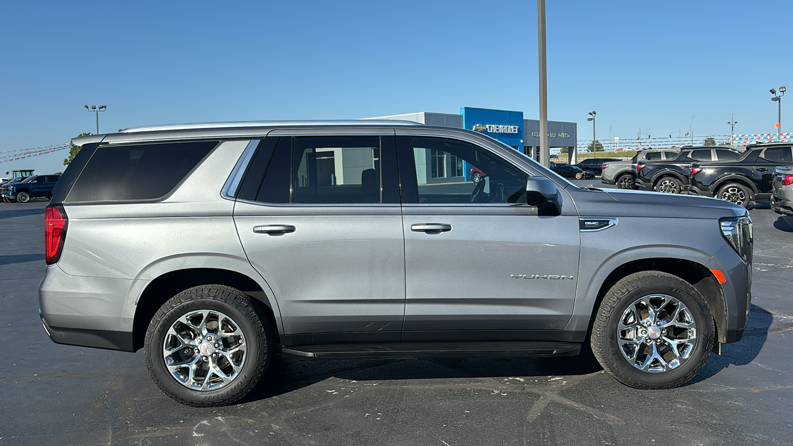 2021 GMC Yukon SLE 8