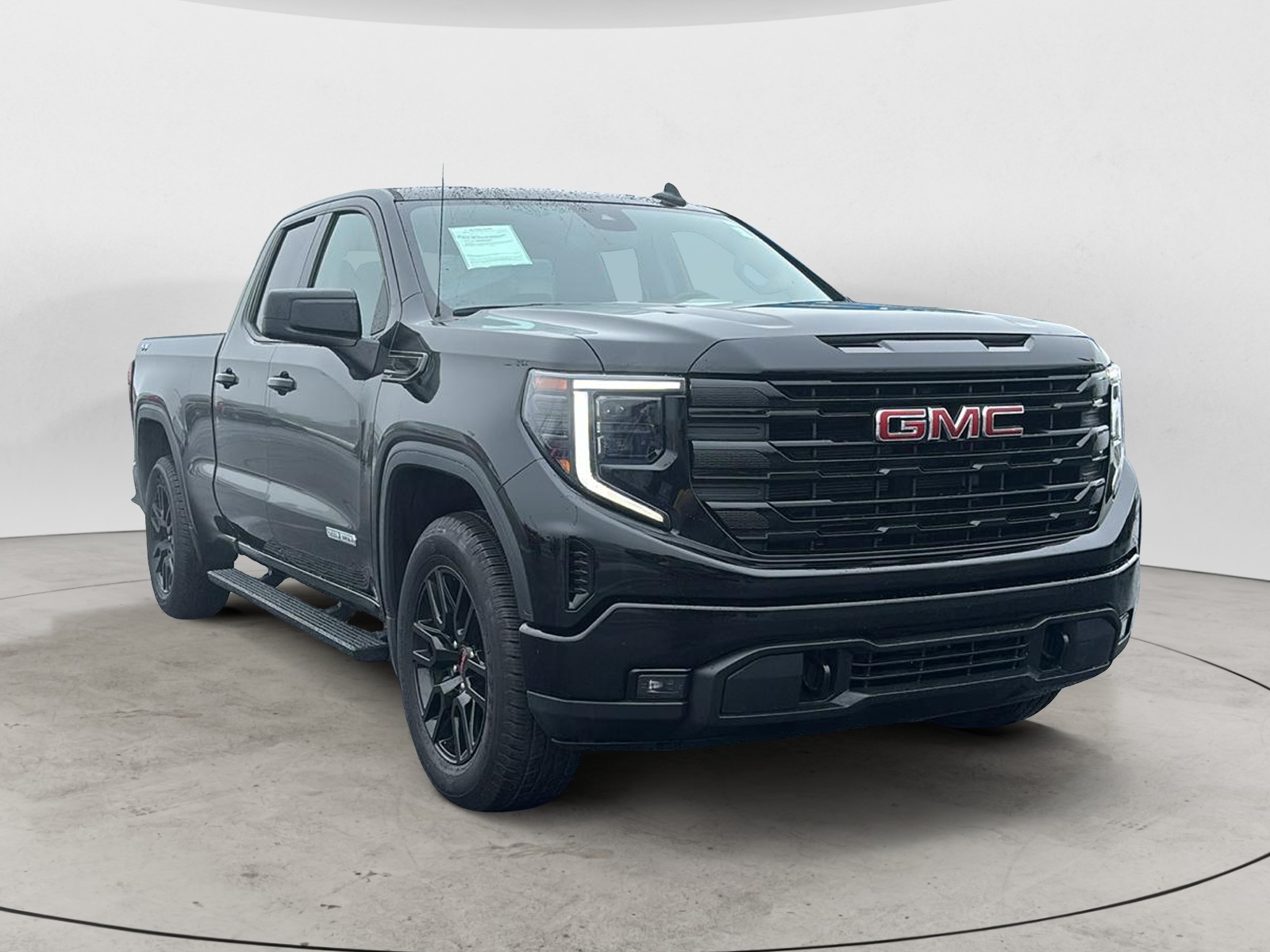 2023 GMC Sierra 1500 Elevation 1