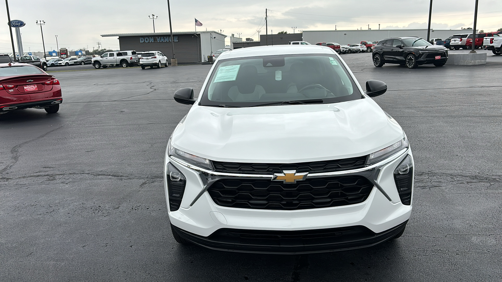 2024 Chevrolet Trax LS 2