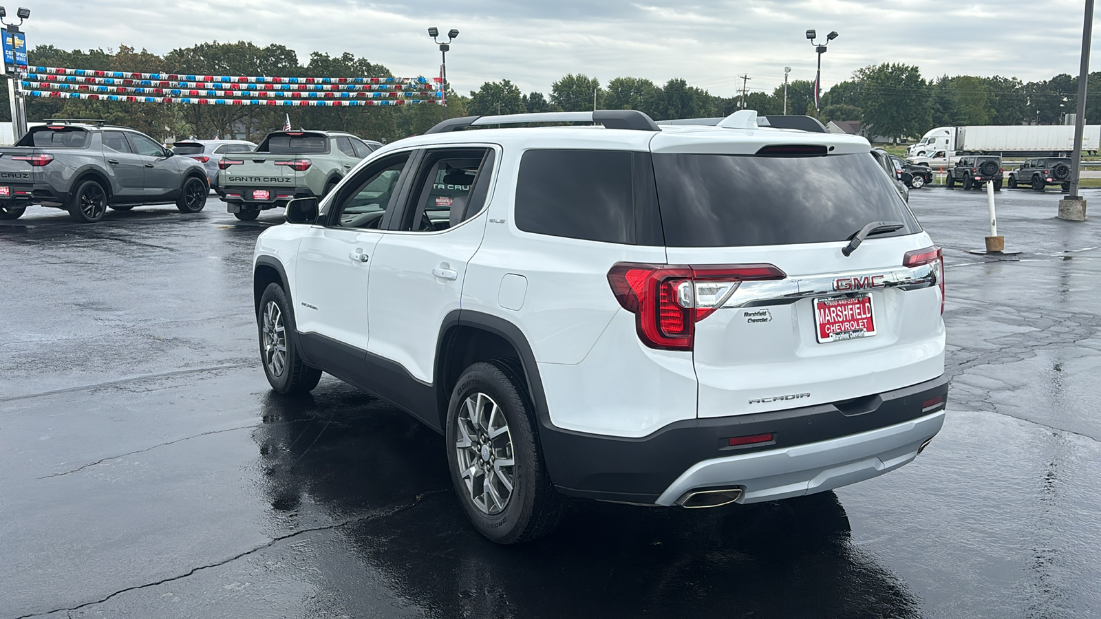 2023 GMC Acadia SLE 5