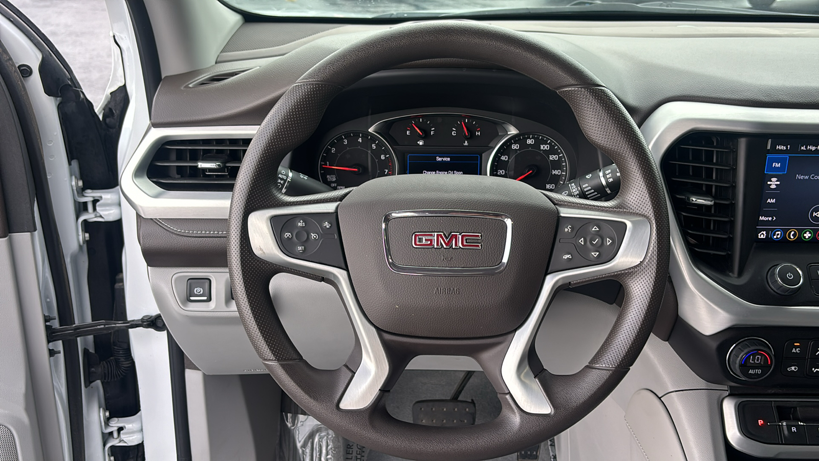 2023 GMC Acadia SLE 14