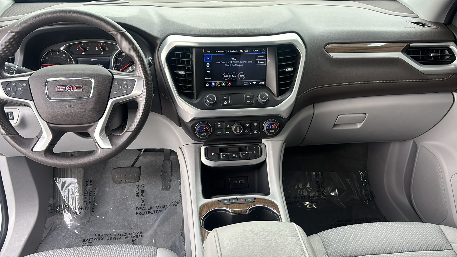 2023 GMC Acadia SLE 15