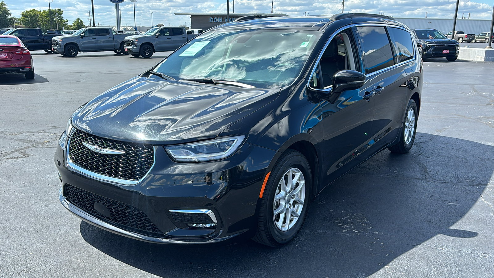 2022 Chrysler Pacifica Touring L 3