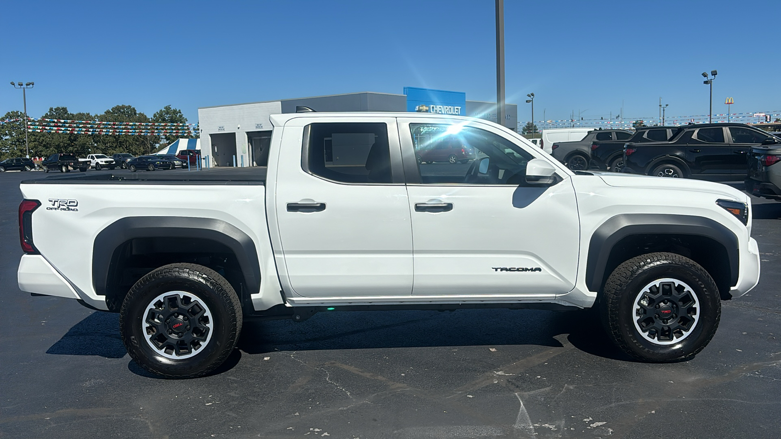 2024 Toyota Tacoma SR5 8