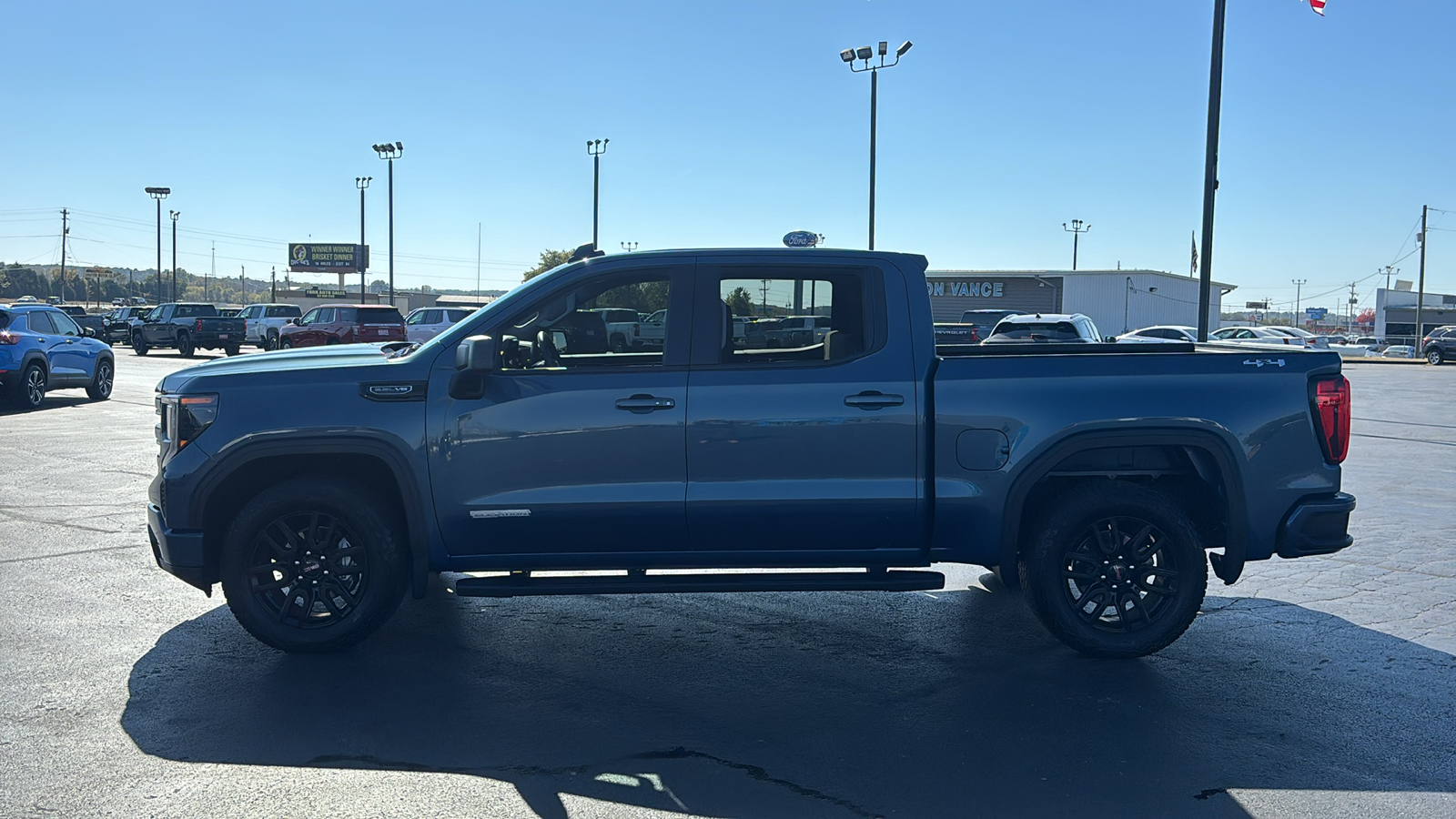 2024 GMC Sierra 1500 Elevation 4