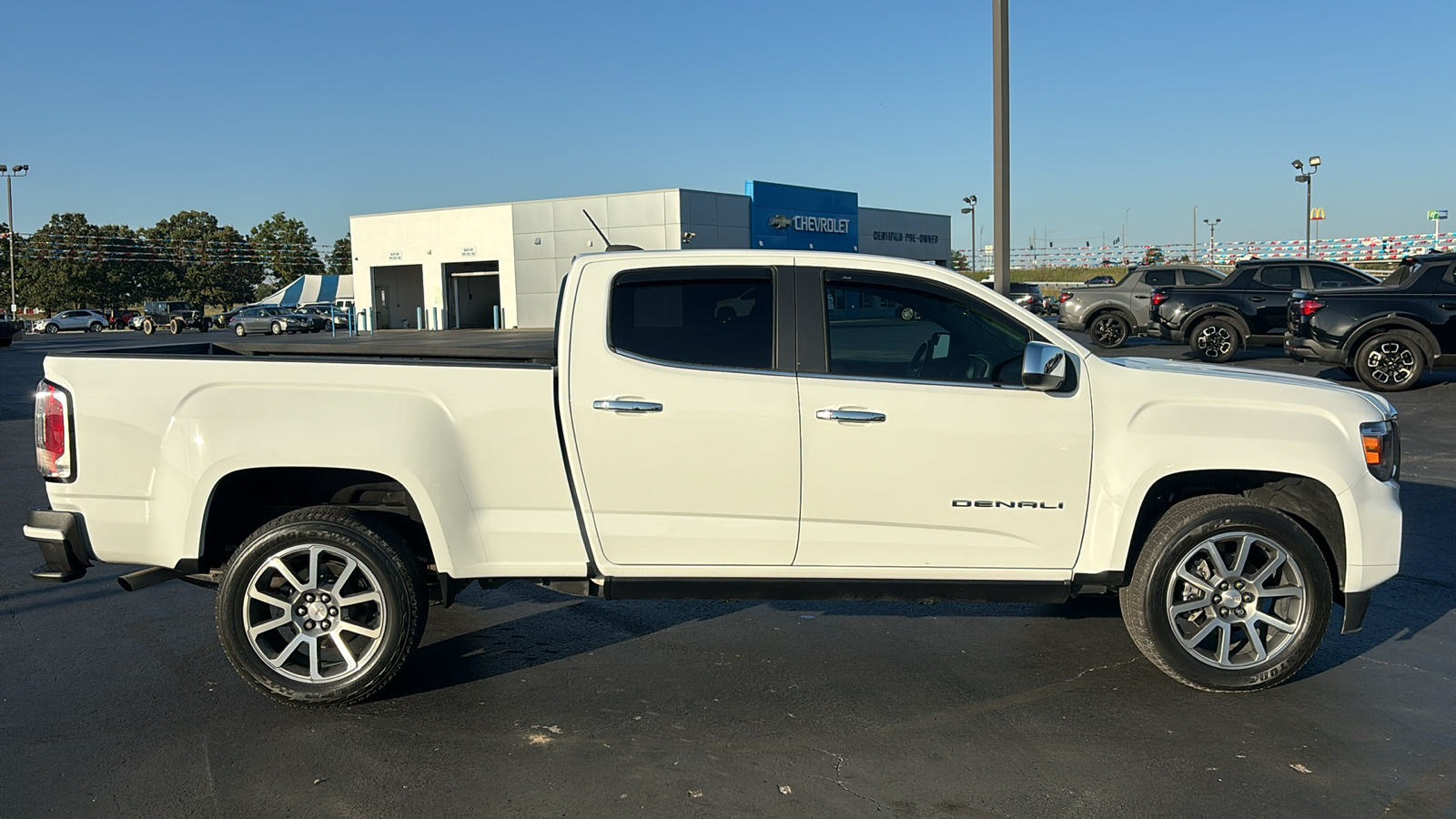 2021 GMC Canyon Denali 8