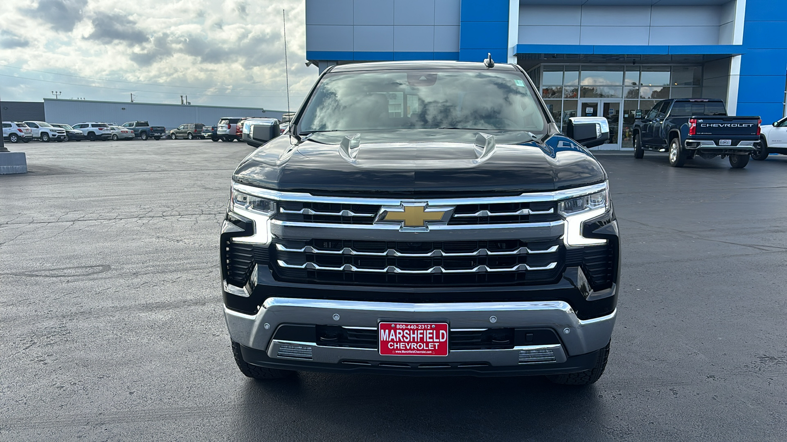 2025 Chevrolet Silverado 1500 LTZ 2