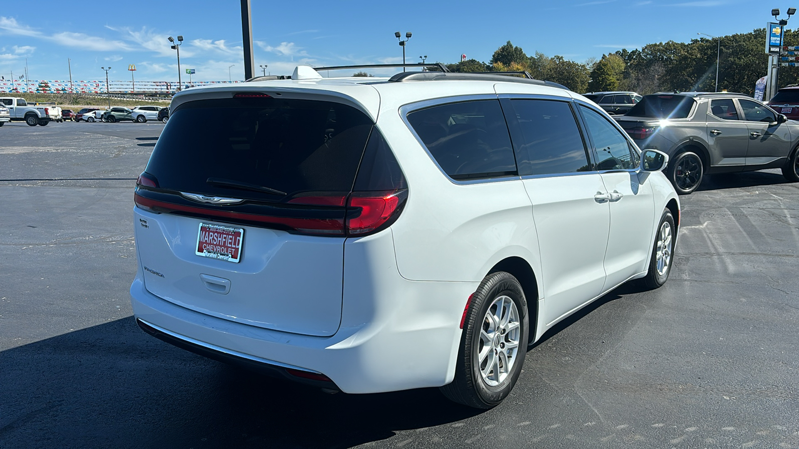 2022 Chrysler Pacifica Touring L 7