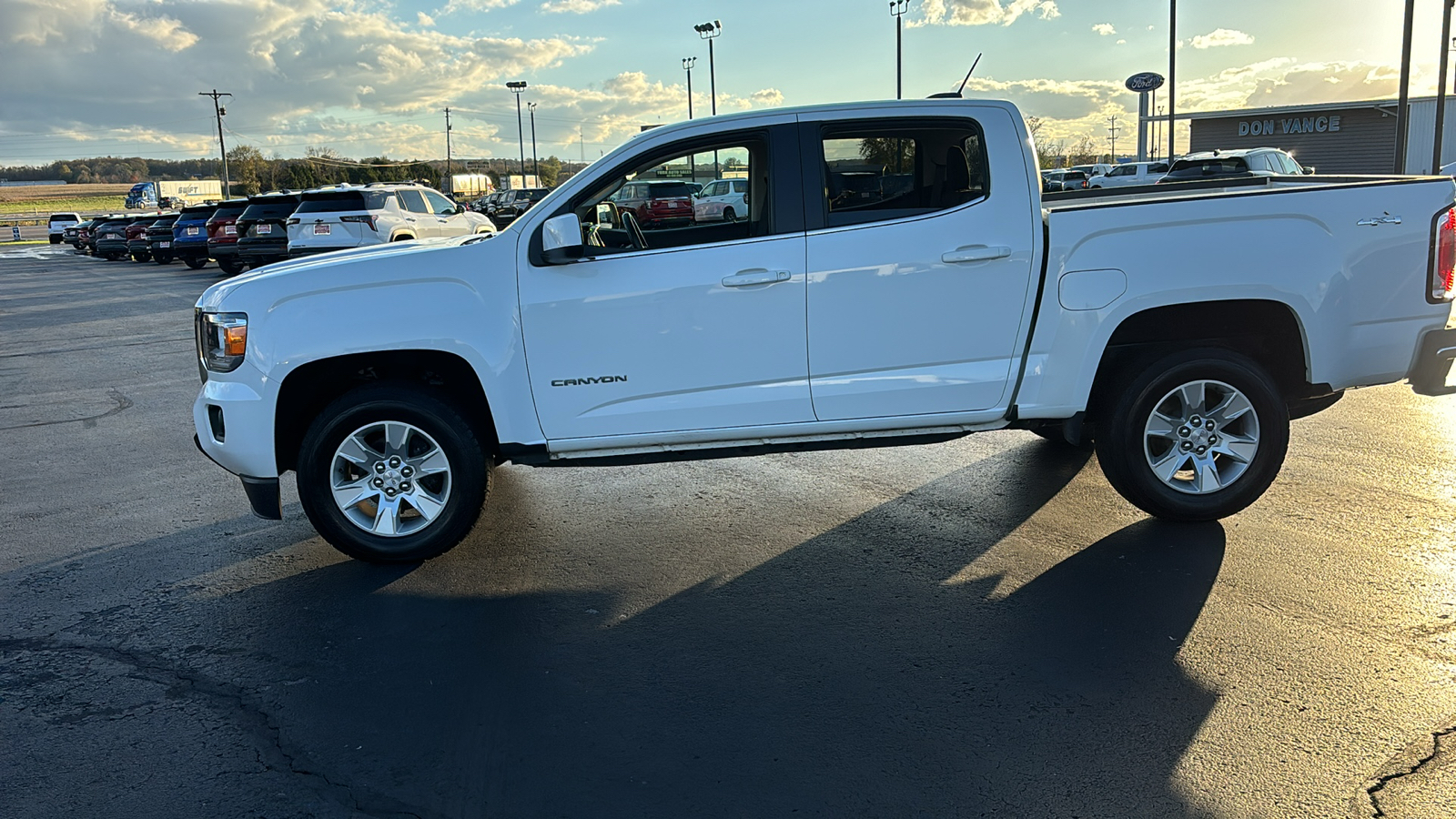 2017 GMC Canyon SLE1 4