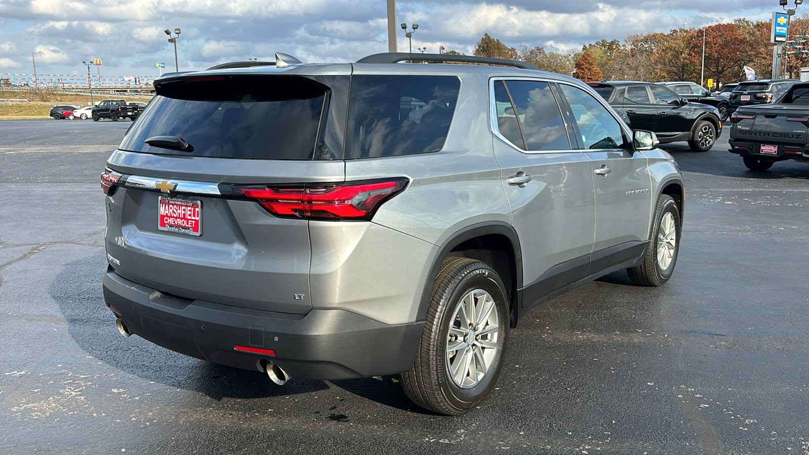 2023 Chevrolet Traverse LT 7