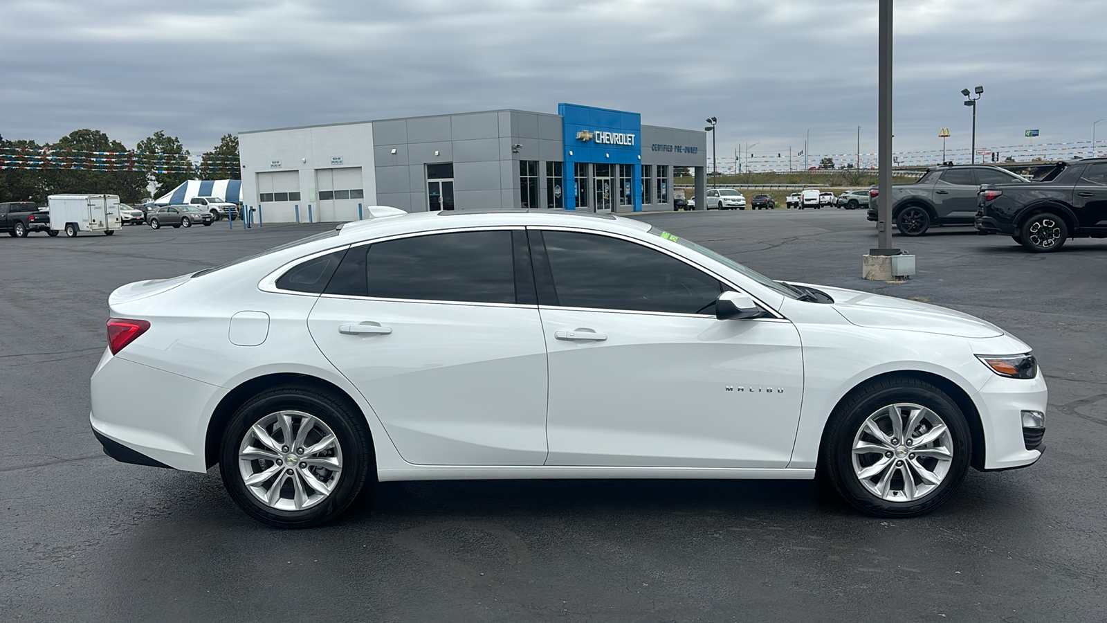 2024 Chevrolet Malibu LT 8