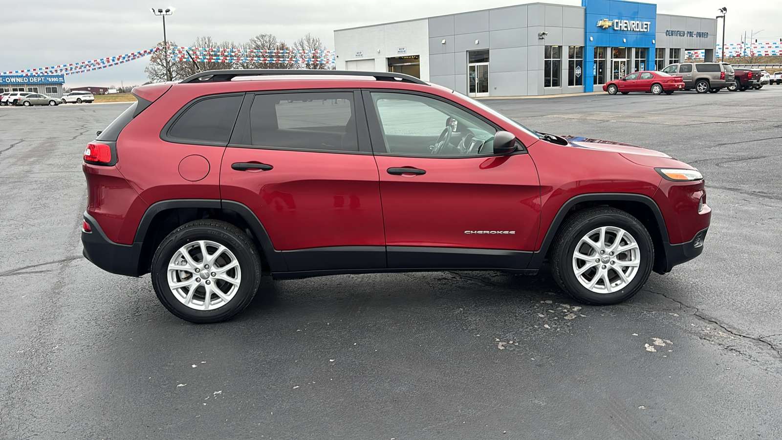 2017 Jeep Cherokee Sport 8