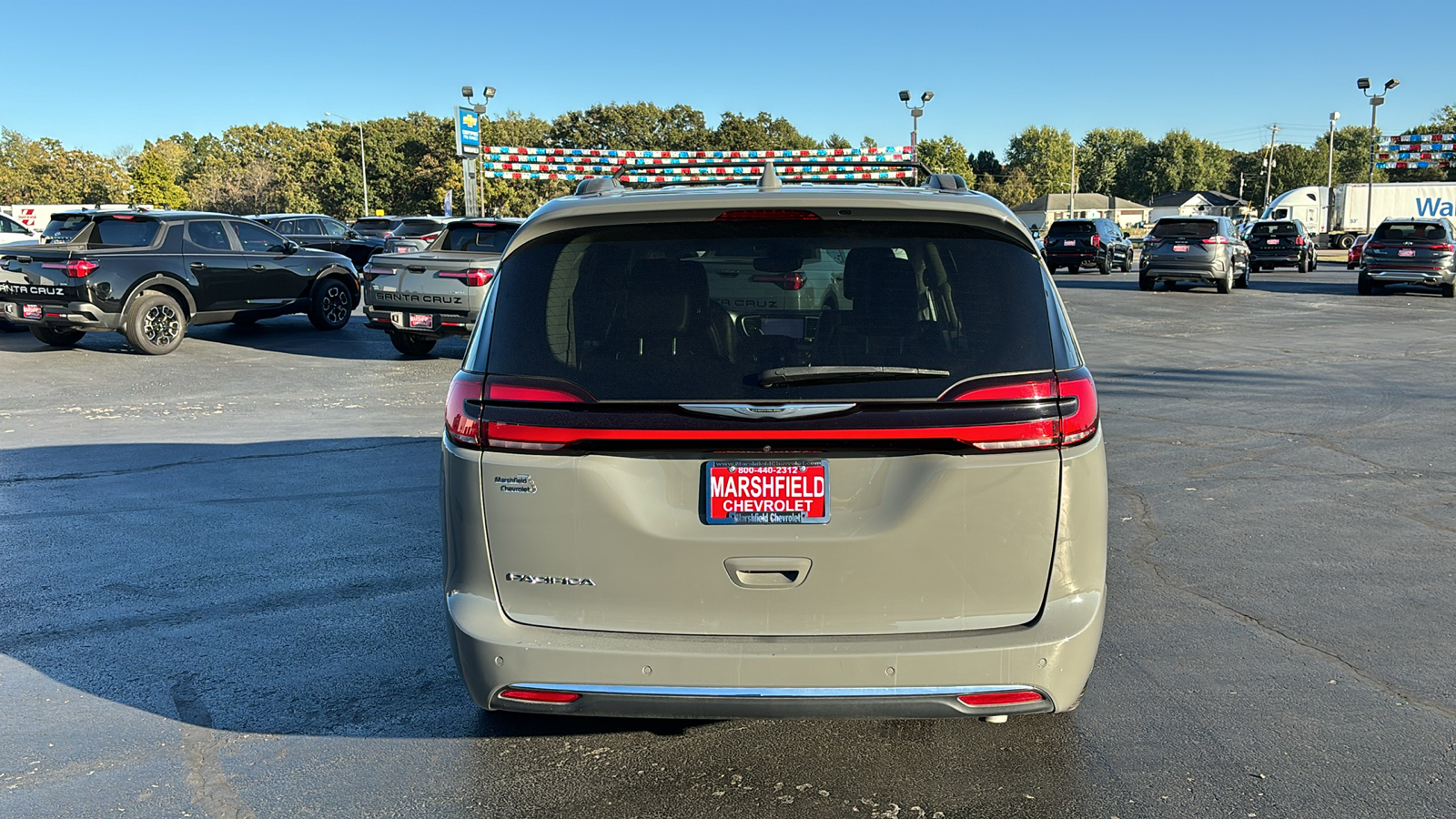 2022 Chrysler Pacifica Touring L 6