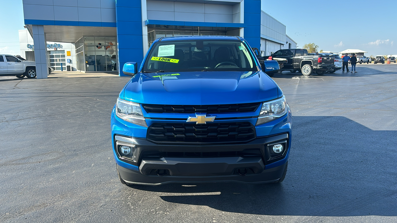 2022 Chevrolet Colorado LT 2