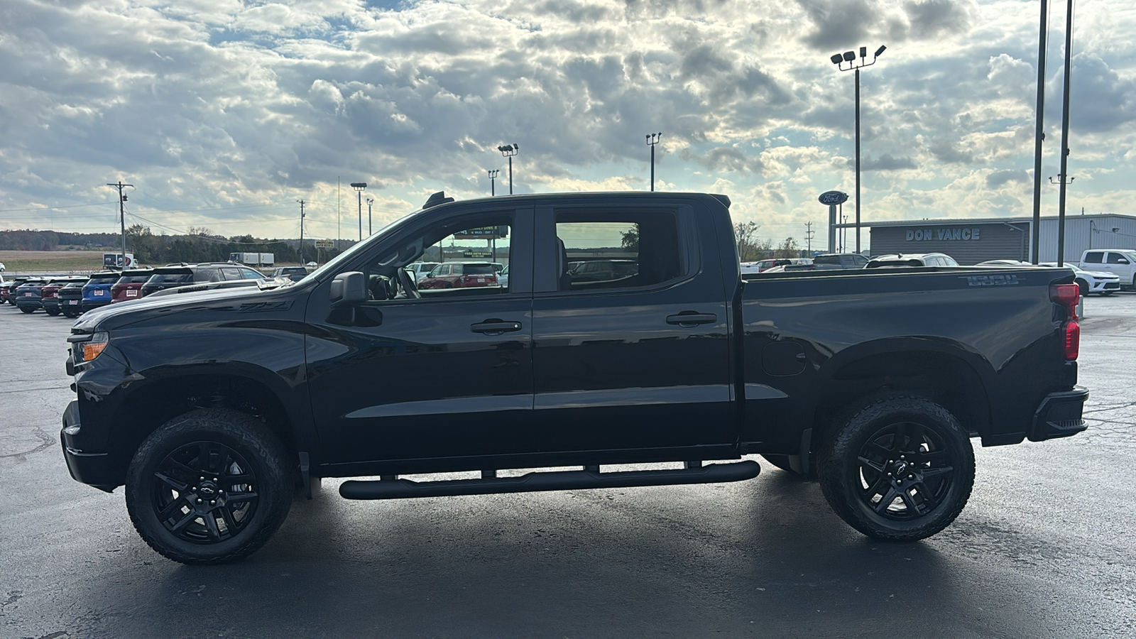 2025 Chevrolet Silverado 1500 Custom Trail Boss 4