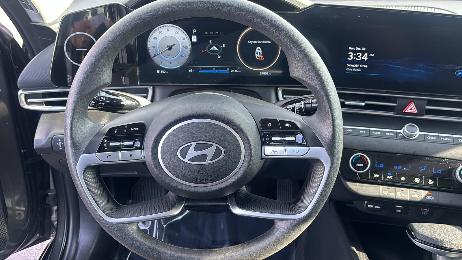 2024 Hyundai Elantra SEL 12