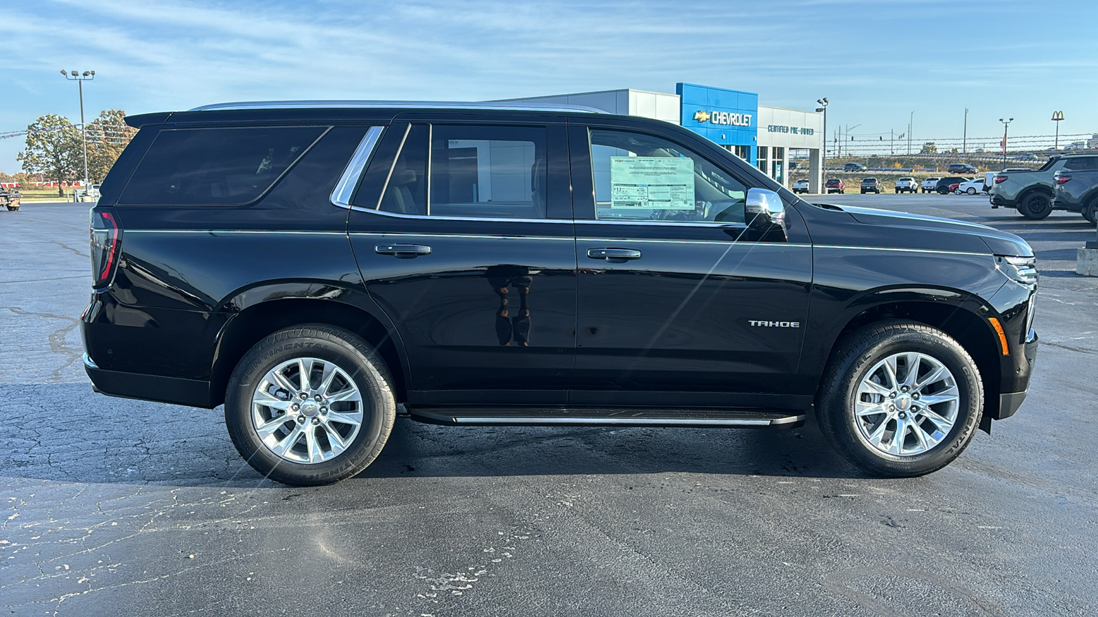 2025 Chevrolet Tahoe Premier 8