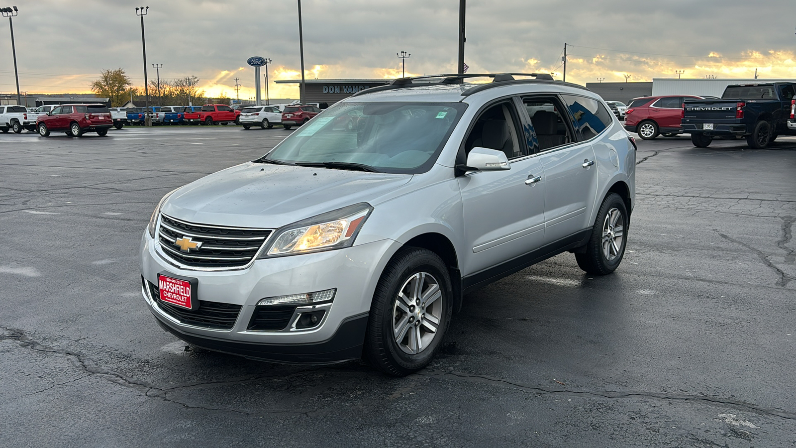 2017 Chevrolet Traverse LT 3