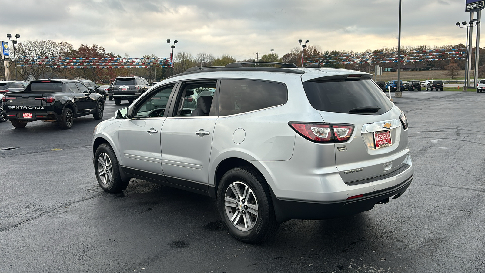 2017 Chevrolet Traverse LT 5