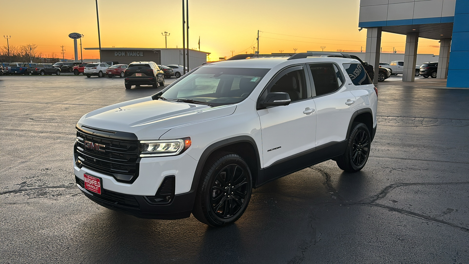 2023 GMC Acadia SLT 3